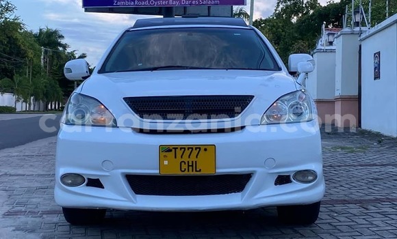 Buy Used Acura CSX White Car in Dar es Salaam in Dar es Salaam Buy Used Acura CSX White Car in Dar es Salaam in Dar es Salaam