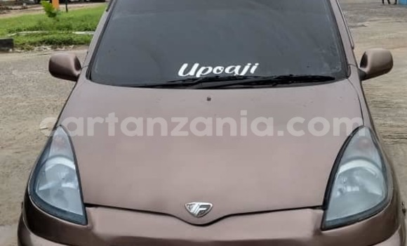 Nunua Ilio tumika Toyota Ractis Nyingine Gari ndani ya Buhigwe nchini Kigoma