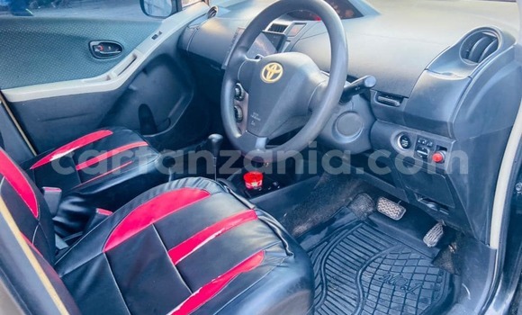 Buy Used Toyota Vitz Black Car in Babati Urban in Manyara Buy Used Toyota Vitz Black Car in Babati Urban in Manyara