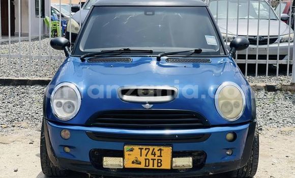 Buy Used Mini Cooper Blue Car in Babati Rural in Manyara