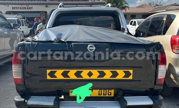 Buy Used Nissan Hardbody Black Car in Babati Urban in Manyara Buy Used Nissan Hardbody Black Car in Babati Urban in Manyara