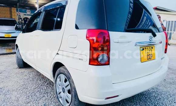 Buy Used Toyota Raum White Car in Babati Urban in Manyara Buy Used Toyota Raum White Car in Babati Urban in Manyara