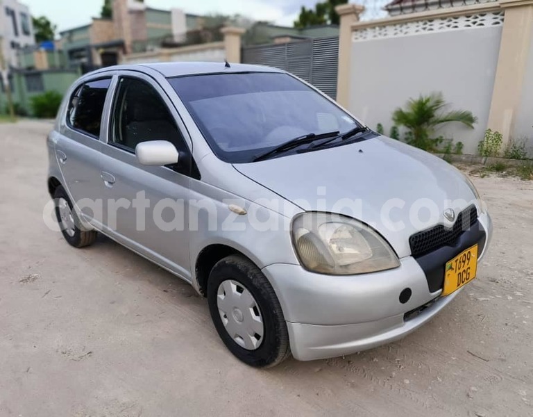 Big with watermark toyota vitz manyara babati rural 20720