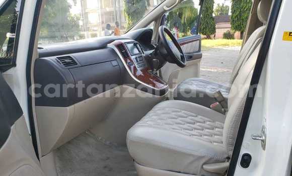 Nunua Ilio tumika Toyota Alphard Nyeupe Gari ndani ya Babati Mjini nchini Manyara Nunua Ilio tumika Toyota Alphard Nyeupe Gari ndani ya Babati Mjini nchini Manyara