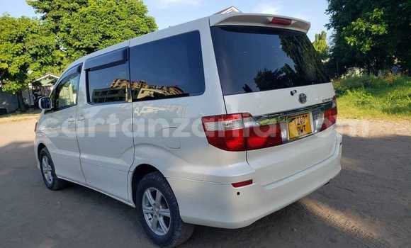 Nunua Ilio tumika Toyota Alphard Nyeupe Gari ndani ya Babati Mjini nchini Manyara Nunua Ilio tumika Toyota Alphard Nyeupe Gari ndani ya Babati Mjini nchini Manyara