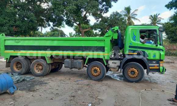 Nunua Ilio tumika Scania Irizar Kijani Lori ndani ya Babati Mjini nchini Manyara Nunua Ilio tumika Scania Irizar Kijani Lori ndani ya Babati Mjini nchini Manyara