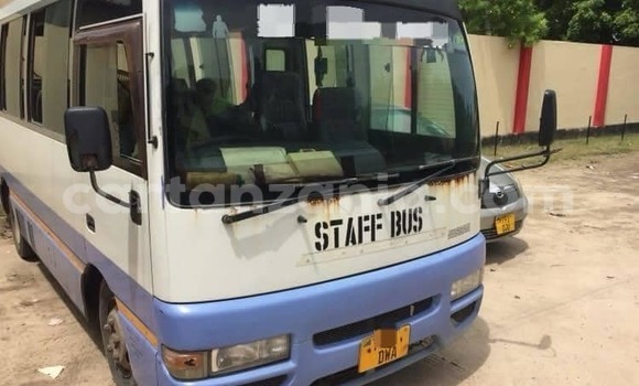 Buy Used Nissan Evalia Other Truck in Babati Urban in Manyara