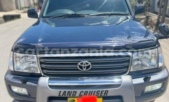 Nunua Ilio tumika Toyota Land Cruiser Nyeusi Gari ndani ya Vijijini vya Babati nchini Manyara Nunua Ilio tumika Toyota Land Cruiser Nyeusi Gari ndani ya Vijijini vya Babati nchini Manyara