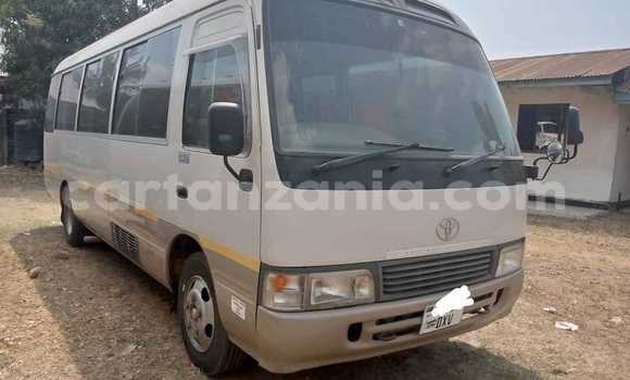 Buy Used Ford AEV AMBULANCE Other Truck in Bagamoyo in Pwani Buy Used Ford AEV AMBULANCE Other Truck in Bagamoyo in Pwani