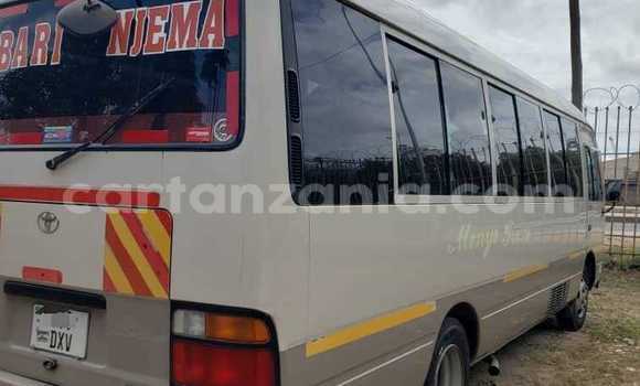 Buy Used Ford AEV AMBULANCE Other Truck in Bagamoyo in Pwani Buy Used Ford AEV AMBULANCE Other Truck in Bagamoyo in Pwani