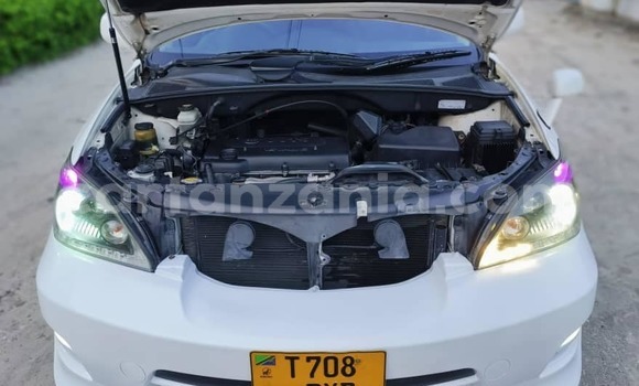 Nunua Ilio tumika Toyota Harrier Nyeupe Gari ndani ya Babati Mjini nchini Manyara Nunua Ilio tumika Toyota Harrier Nyeupe Gari ndani ya Babati Mjini nchini Manyara