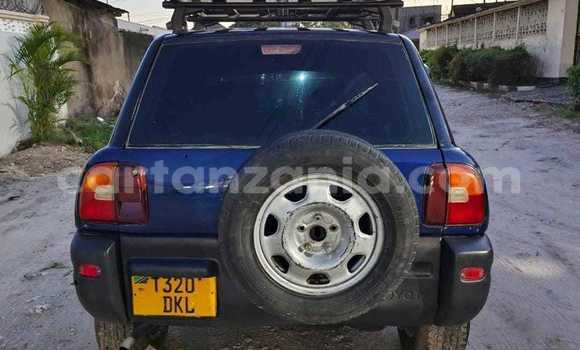 Nunua Ilio tumika Toyota RAV4 Nyeusi Gari ndani ya Vijijini vya Babati nchini Manyara Nunua Ilio tumika Toyota RAV4 Nyeusi Gari ndani ya Vijijini vya Babati nchini Manyara