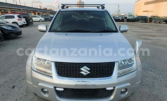 Buy Import Suzuki Escudo Silver Car in Dar es Salaam in Dar es Salaam