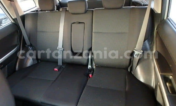 Buy Import Suzuki Escudo Silver Car in Dar es Salaam in Dar es Salaam Buy Import Suzuki Escudo Silver Car in Dar es Salaam in Dar es Salaam