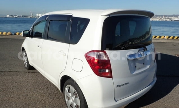 Nunua Imported Toyota Ractis Nyeupe Gari ndani ya Dar es Salaam nchini Dar es Salaam Nunua Imported Toyota Ractis Nyeupe Gari ndani ya Dar es Salaam nchini Dar es Salaam