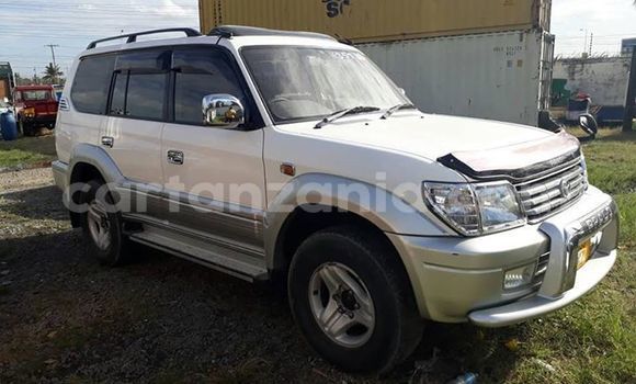 Buy Used Toyota Land Cruiser Prado White Car in Dar es Salaam in Dar es Salaam Buy Used Toyota Land Cruiser Prado White Car in Dar es Salaam in Dar es Salaam