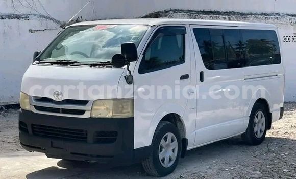 Nunua Ilio tumika Toyota Hiace Nyeupe Gari ndani ya Dar es Salaam nchini Dar es Salaam Nunua Ilio tumika Toyota Hiace Nyeupe Gari ndani ya Dar es Salaam nchini Dar es Salaam