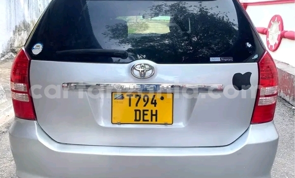 Buy Used Toyota Wish Green Car in Dar es Salaam in Dar es Salaam Buy Used Toyota Wish Green Car in Dar es Salaam in Dar es Salaam
