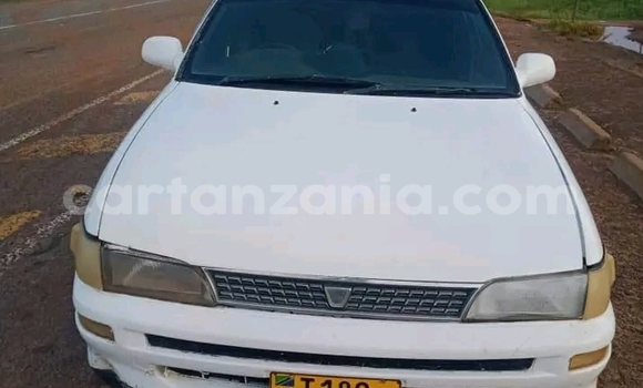 Buy Used Hyundai Terracan White Car in Dar es Salaam in Dar es Salaam