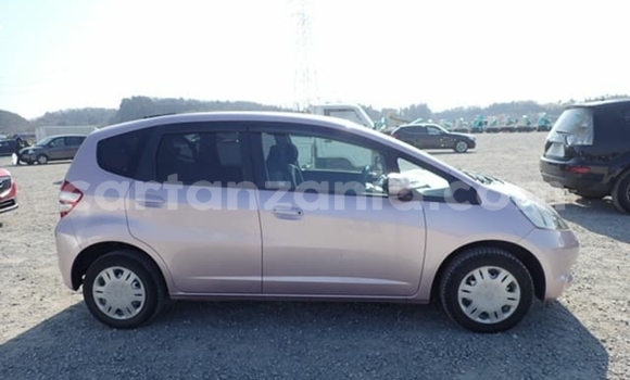 Nunua Imported Honda FIT Nyingine Gari ndani ya Dar es Salaam nchini Dar es Salaam Nunua Imported Honda FIT Nyingine Gari ndani ya Dar es Salaam nchini Dar es Salaam