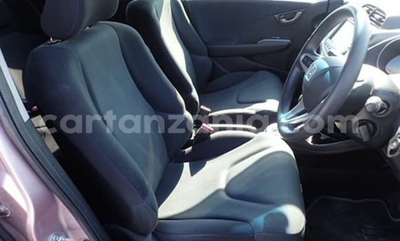 Nunua Imported Honda FIT Nyingine Gari ndani ya Dar es Salaam nchini Dar es Salaam Nunua Imported Honda FIT Nyingine Gari ndani ya Dar es Salaam nchini Dar es Salaam