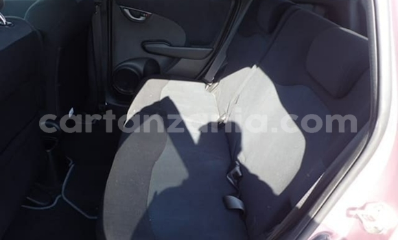 Nunua Imported Honda FIT Nyingine Gari ndani ya Dar es Salaam nchini Dar es Salaam Nunua Imported Honda FIT Nyingine Gari ndani ya Dar es Salaam nchini Dar es Salaam