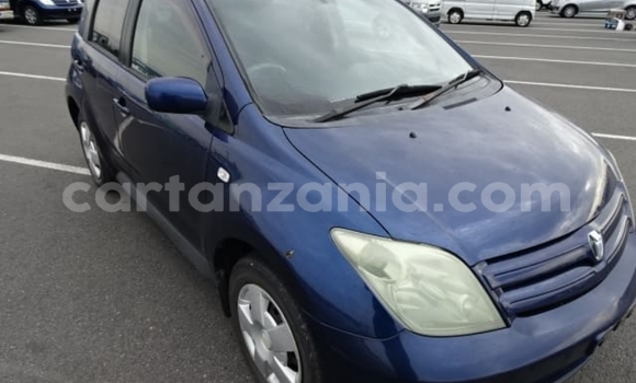 Nunua Imported Toyota IST Bluu Gari ndani ya Dar es Salaam nchini Dar es Salaam Nunua Imported Toyota IST Bluu Gari ndani ya Dar es Salaam nchini Dar es Salaam