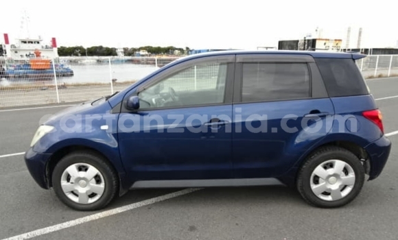 Nunua Imported Toyota IST Bluu Gari ndani ya Dar es Salaam nchini Dar es Salaam Nunua Imported Toyota IST Bluu Gari ndani ya Dar es Salaam nchini Dar es Salaam