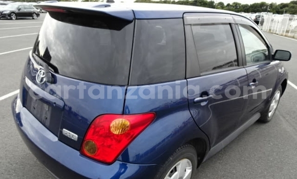 Nunua Imported Toyota IST Bluu Gari ndani ya Dar es Salaam nchini Dar es Salaam Nunua Imported Toyota IST Bluu Gari ndani ya Dar es Salaam nchini Dar es Salaam