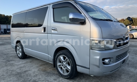 Buy Import Toyota Hiace Silver Car in Dar es Salaam in Dar es Salaam Buy Import Toyota Hiace Silver Car in Dar es Salaam in Dar es Salaam