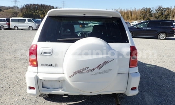 Buy Import Toyota RAV4 White Car in Dar es Salaam in Dar es Salaam Buy Import Toyota RAV4 White Car in Dar es Salaam in Dar es Salaam