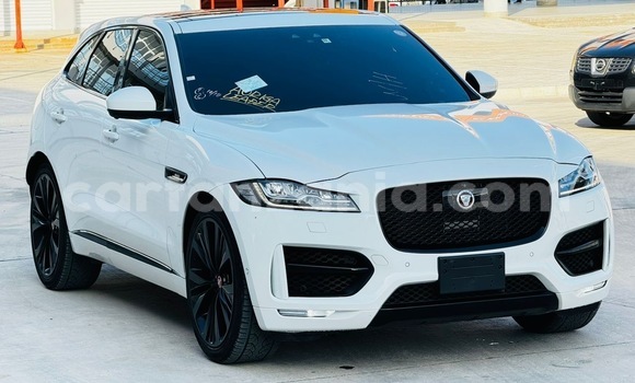 Nunua Imported Jaguar F-Pace Nyeupe Gari ndani ya Dar es Salaam nchini Dar es Salaam Nunua Imported Jaguar F-Pace Nyeupe Gari ndani ya Dar es Salaam nchini Dar es Salaam
