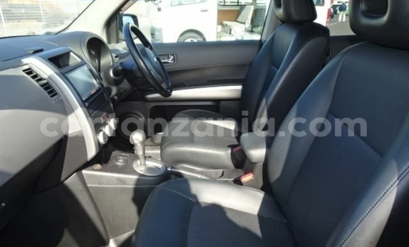 Nunua Imported Nissan X–Trail Nyeusi Gari ndani ya Dar es Salaam nchini Dar es Salaam Nunua Imported Nissan X–Trail Nyeusi Gari ndani ya Dar es Salaam nchini Dar es Salaam