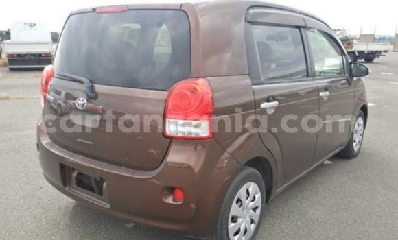 Buy Import Toyota Porte Brown Car in Dar es Salaam in Dar es Salaam Buy Import Toyota Porte Brown Car in Dar es Salaam in Dar es Salaam