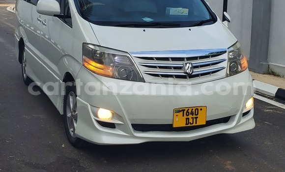 Buy Used Toyota Alphard White Car in Dar es Salaam in Dar es Salaam