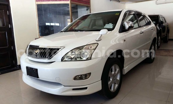Buy New Toyota Harrier White Car in Dar es Salaam in Dar es Salaam