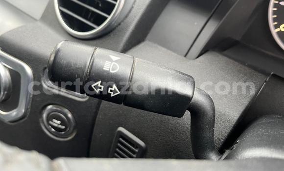 Buy Import Land Rover Discovery Black Car in Dar es Salaam in Dar es Salaam Buy Import Land Rover Discovery Black Car in Dar es Salaam in Dar es Salaam