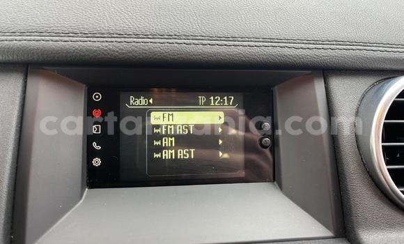 Buy Import Land Rover Discovery Black Car in Dar es Salaam in Dar es Salaam Buy Import Land Rover Discovery Black Car in Dar es Salaam in Dar es Salaam