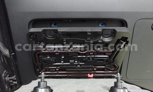 Nunua Imported Toyota Land Cruiser Prado Nyeusi Gari ndani ya Dar es Salaam nchini Dar es Salaam Nunua Imported Toyota Land Cruiser Prado Nyeusi Gari ndani ya Dar es Salaam nchini Dar es Salaam