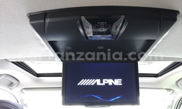 Nunua Imported Toyota Land Cruiser Prado Nyeusi Gari ndani ya Dar es Salaam nchini Dar es Salaam Nunua Imported Toyota Land Cruiser Prado Nyeusi Gari ndani ya Dar es Salaam nchini Dar es Salaam