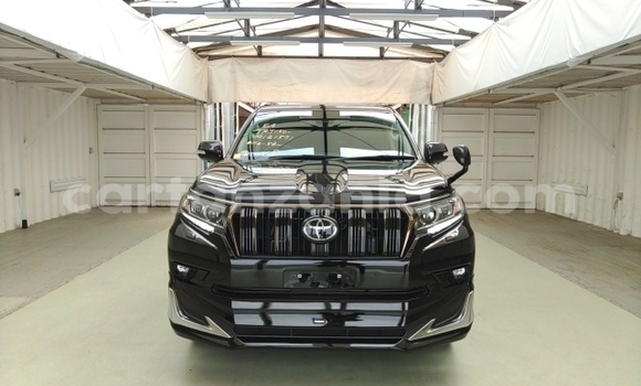 Nunua Imported Toyota Land Cruiser Prado Nyeusi Gari ndani ya Dar es Salaam nchini Dar es Salaam Nunua Imported Toyota Land Cruiser Prado Nyeusi Gari ndani ya Dar es Salaam nchini Dar es Salaam