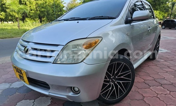 Buy Used Toyota IST Other Car in Dar es Salaam in Dar es Salaam Buy Used Toyota IST Other Car in Dar es Salaam in Dar es Salaam