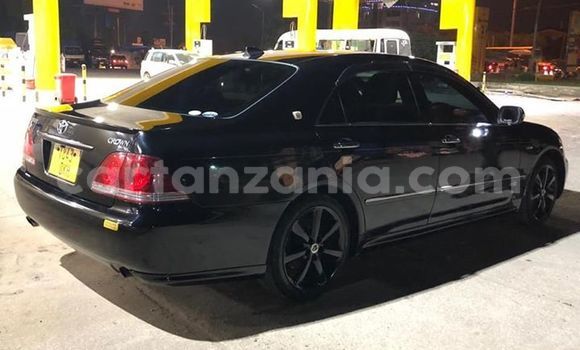 Buy Used Toyota Crown Black Car in Dar es Salaam in Dar es Salaam Buy Used Toyota Crown Black Car in Dar es Salaam in Dar es Salaam