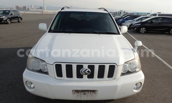 Buy Import Toyota Kluger White Car in Dar es Salaam in Dar es Salaam Buy Import Toyota Kluger White Car in Dar es Salaam in Dar es Salaam
