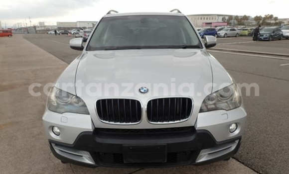 Nunua Imported BMW X5 Fedha Gari ndani ya Dar es Salaam nchini Dar es Salaam