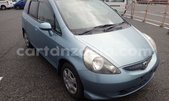 Nunua Imported Honda FIT Bluu Gari ndani ya Dar es Salaam nchini Dar es Salaam Nunua Imported Honda FIT Bluu Gari ndani ya Dar es Salaam nchini Dar es Salaam