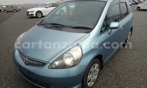 Nunua Imported Honda FIT Bluu Gari ndani ya Dar es Salaam nchini Dar es Salaam Nunua Imported Honda FIT Bluu Gari ndani ya Dar es Salaam nchini Dar es Salaam