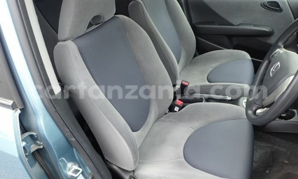 Nunua Imported Honda FIT Bluu Gari ndani ya Dar es Salaam nchini Dar es Salaam Nunua Imported Honda FIT Bluu Gari ndani ya Dar es Salaam nchini Dar es Salaam