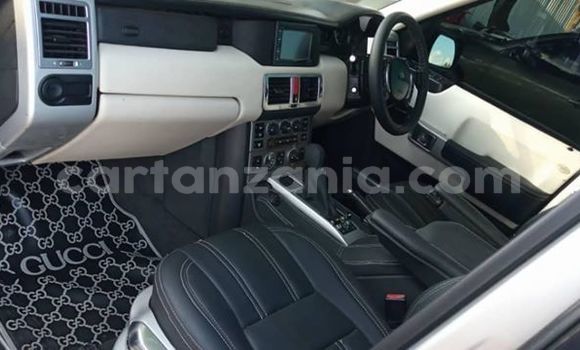 Buy Used Land Rover Range Rover Vogue Silver Car in Dar es Salaam in Dar es Salaam Buy Used Land Rover Range Rover Vogue Silver Car in Dar es Salaam in Dar es Salaam