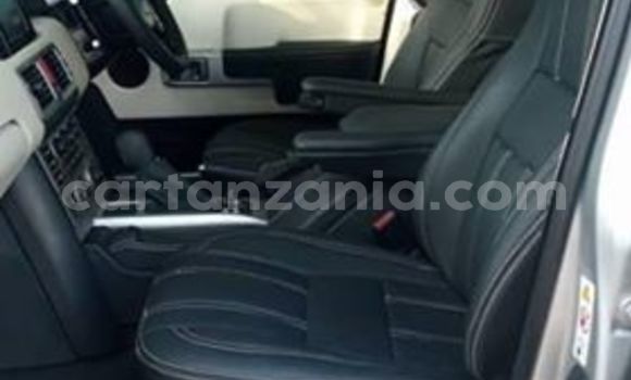 Buy Used Land Rover Range Rover Vogue Silver Car in Dar es Salaam in Dar es Salaam Buy Used Land Rover Range Rover Vogue Silver Car in Dar es Salaam in Dar es Salaam